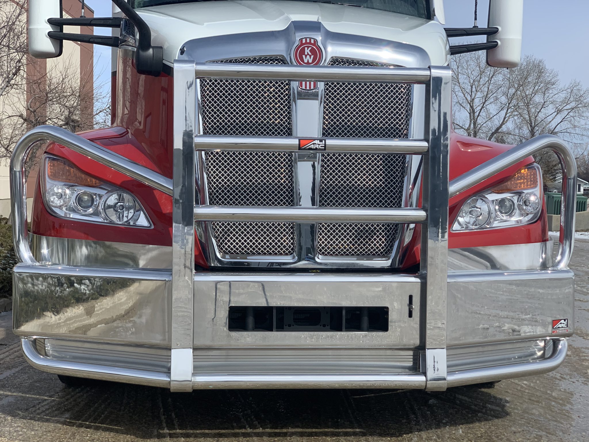 Reliable & Heavy Duty Kenworth Bumpers - Ali Arc Industries